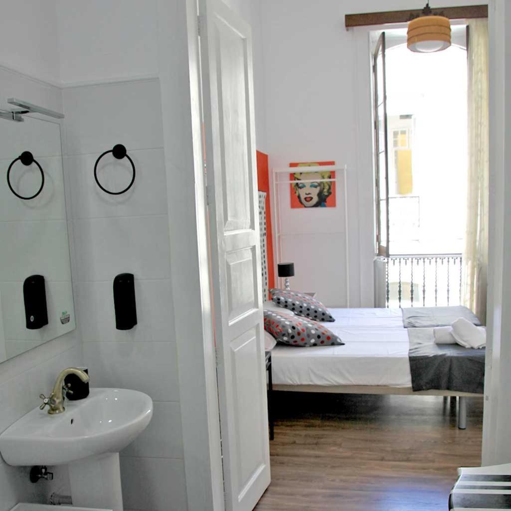 Отель Coliving 1907 Лас-Пальмас-де-Гран-Канария Экстерьер фото